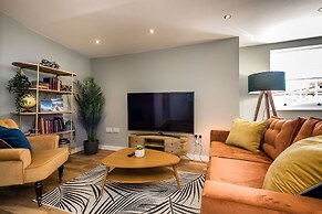 Host Stay Catharine Quarters