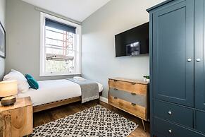 Host Stay Catharine Quarters