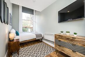 Host Stay Catharine Quarters