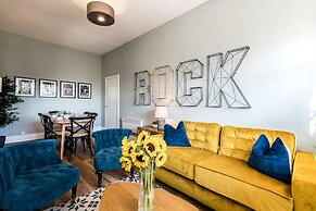 Host Stay Catharine Quarters