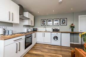 Host Stay Catharine Quarters