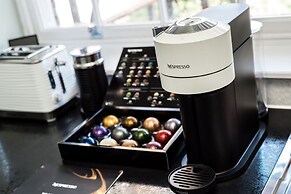 Host Stay Catharine Quarters