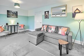 Host Stay Chippenham Close