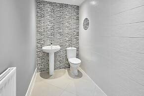 Host Stay Chippenham Close