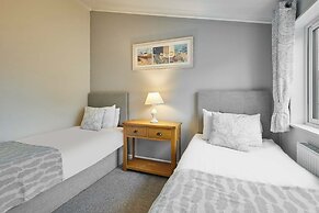 Host Stay Juniper Deluxe Lodge