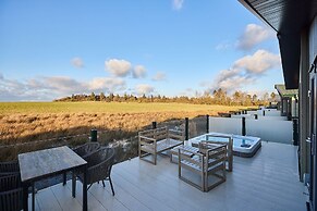 Host Stay Juniper Deluxe Lodge