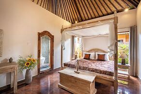 Genie Private Villa by Travellink Bali