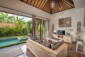 Genie Private Villa by Travellink Bali