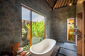 Genie Private Villa by Travellink Bali