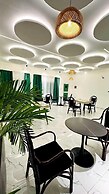 New green Horse Hotel