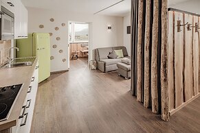 Amolaris Garden Loges & Guesthouse