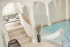 Amolaris Garden Loges & Guesthouse