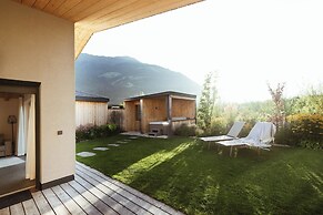 Amolaris Garden Loges & Guesthouse