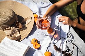 Amolaris Garden Loges & Guesthouse