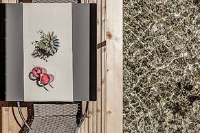 Amolaris Garden Loges & Guesthouse