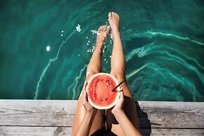 Amolaris Garden Loges & Guesthouse