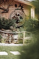 Amolaris Garden Loges & Guesthouse