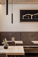 Amolaris Garden Loges & Guesthouse