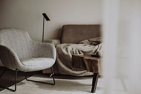 Amolaris Garden Loges & Guesthouse