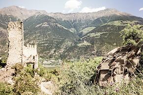 Amolaris Garden Loges & Guesthouse