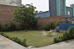 hotel jps palm inn