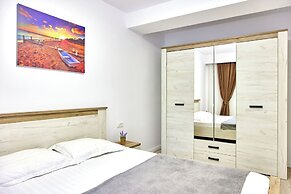 Laguna Wave 3 Apartment