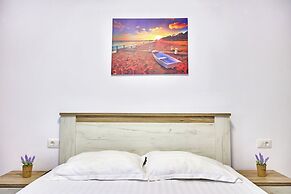 Laguna Wave 3 Apartment