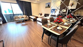 Stunning Ocean View Apartment in FLC Sea Tower