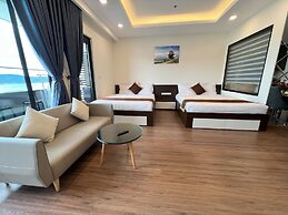 Stunning Ocean View Apartment in FLC Sea Tower