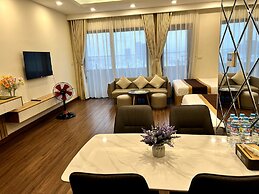 Stunning Ocean View Apartment in FLC Sea Tower