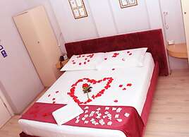 Theranda Boutique Hotel