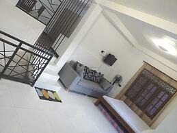 Stunning 2-storey Villa in Kudaoya, Hatton - Perfect Retreat for Golf 