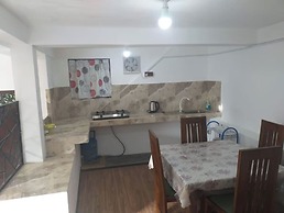 Stunning 2-storey Villa in Kudaoya, Hatton - Perfect Retreat for Golf 