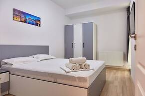 Solis Residence Apartment