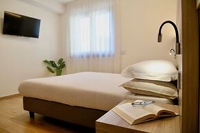 Bernina Suites -2min walk to Bernina Exp