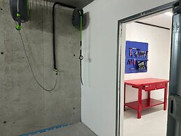 Bernina Suites -2min walk to Bernina Exp