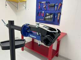 Bernina Suites -2min walk to Bernina Exp