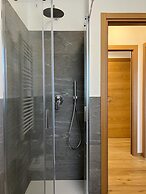 Bernina Suites -2min walk to Bernina Exp