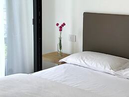 Bernina Suites -2min walk to Bernina Exp