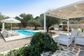 Villa Kalathos Dream Galazio