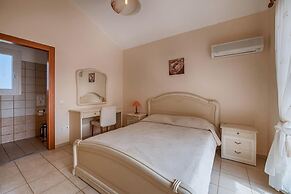 Villa Athena Classico