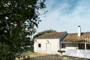 Wood Oven House I in Azeit o