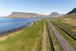 Búlandshöfði family paradise