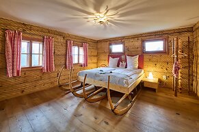 Waldharmonie Chalet & Apartments