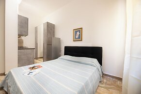 Gallipoli Apartment Ac, Seaside
