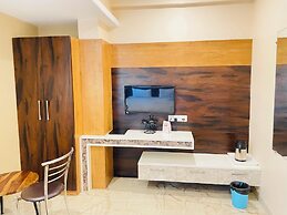 Gopi Hotel And Restaurant