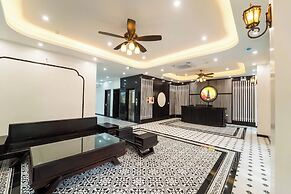 Tam Coc Lighthouse Hotel