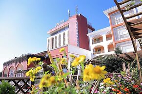 Pyramid Hotels & Resorts