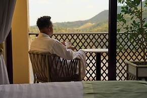 Pyramid Hotels & Resorts