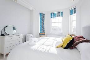 Stylish 1-bedroom flat near Hyde Park